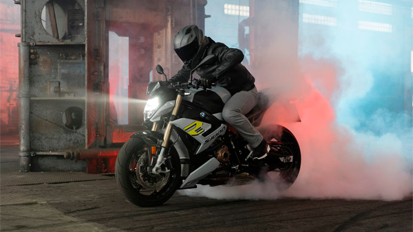 S1000R സൂപ്പർ ബൈക്കിന്റെ ബിഎസ്-VI പതിപ്പിനെ ഉടൻ ഇന്ത്യയിൽ അവതരിപ്പിക്കുമെന്ന് ബിഎംഡബ്ല്യു