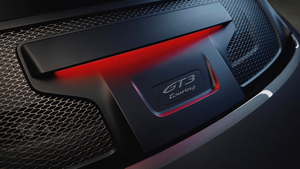 ടൂറിംഗ് പാക്കേജിനൊപ്പം പുതിയ 911 GT3 അവതരിപ്പിച്ച് പോർഷ