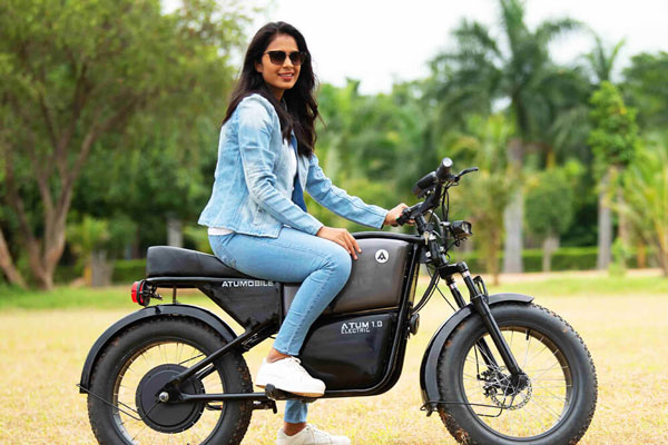 പൂര്ണ ചാര്ജില് 100 കിലോമീറ്റര്; അറിഞ്ഞിരിക്കണം ആറ്റം 1.0 ഇലക്ട്രിക് ബൈക്കിന്റെ ഈ സവിശേഷതകള്