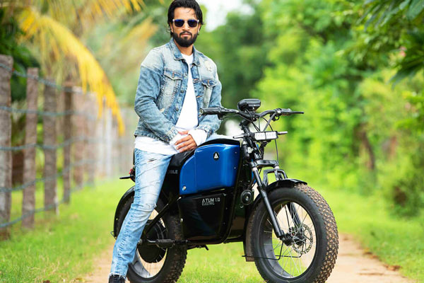 പൂര്ണ ചാര്ജില് 100 കിലോമീറ്റര്; അറിഞ്ഞിരിക്കണം ആറ്റം 1.0 ഇലക്ട്രിക് ബൈക്കിന്റെ ഈ സവിശേഷതകള്