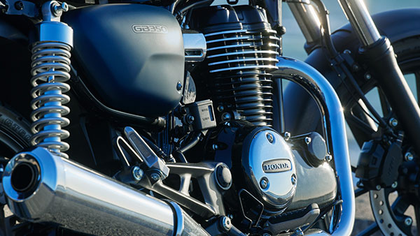 ജന്മനാട്ടില് വില്പ്പനയ്ക്ക് സജ്ജമായി CB350 RS; പേരിലും ഫീച്ചറിലും മാറ്റം വരുത്തി ഹോണ്ട