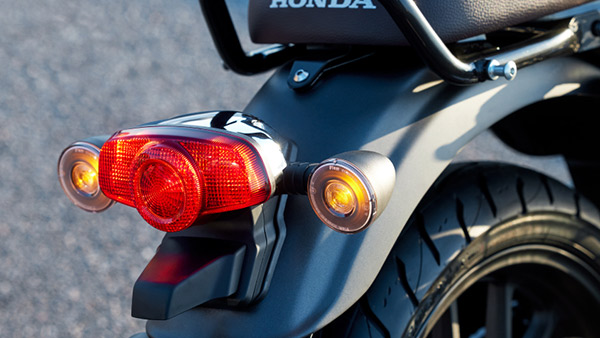 ജന്മനാട്ടില് വില്പ്പനയ്ക്ക് സജ്ജമായി CB350 RS; പേരിലും ഫീച്ചറിലും മാറ്റം വരുത്തി ഹോണ്ട