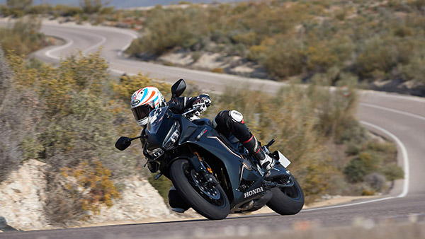 ഇന്ത്യയിൽ 2021 CBR 650 R, CB 650 R മോഡലുകളുടെ ഡെലിവറികൾ ആരംഭിച്ച് ഹോണ്ട