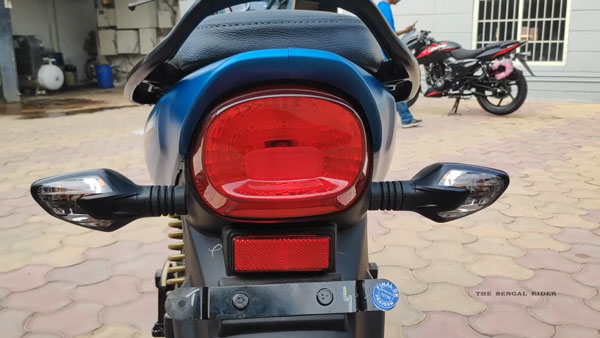 പള്സര് ഡാഗര് പതിപ്പ് പോലെ ബജാജ് പ്ലാറ്റിന 110; ഫസ്റ്റ് ലുക്ക് വോക്ക്എറൗണ്ട് വീഡിയോ