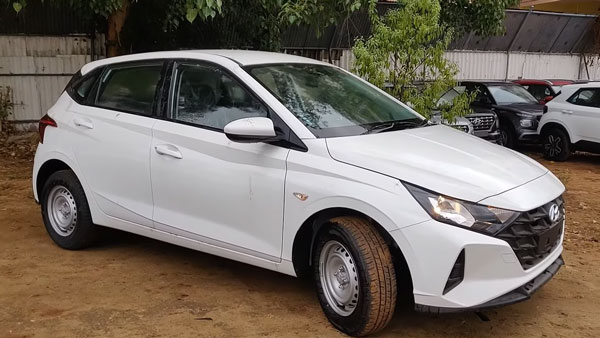 പുതിയ ബേസ് വേരിയന്റുമായി ഹ്യുണ്ടായി i20 എത്തുന്നു; അടുത്തറിയാം വീഡിയോയിലൂടെ