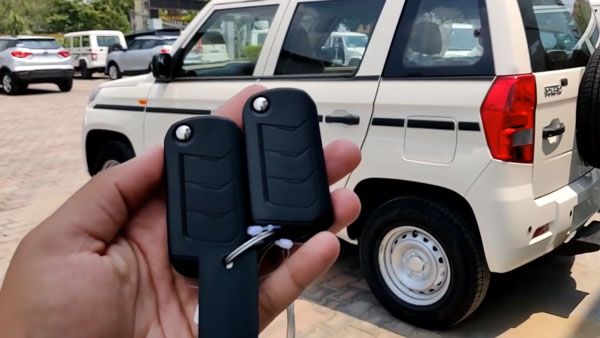 കുഞ്ഞൻ ബൊലേറോയുടെ അടിസ്ഥാന വേരിയന്റിൽ എന്തുണ്ട്? നിയോ N4 -ന്റെ സവിശേഷതകൾ ഇങ്ങനെ