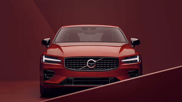 മിന്നും പ്രകടനവുമായി XC60; 2021-ന്റെ ആദ്യ പകുതിയില് മികച്ച വില്പ്പന കൈവരിച്ച് വോള്വോ