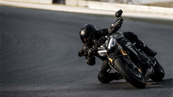 സ്പീഡ് ട്രിപ്പിള് 1200RR പ്രോട്ടോടൈപ്പിന്റെ ടീസര് വീഡിയോയുമായി ട്രയംഫ്