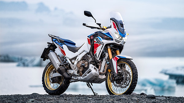 ഷാര്പ്പ് ലുക്കും പുതിയ കളര് ഓപ്ഷനും; 2022 Africa Twin-നെ അവതരിപ്പിച്ച് Honda