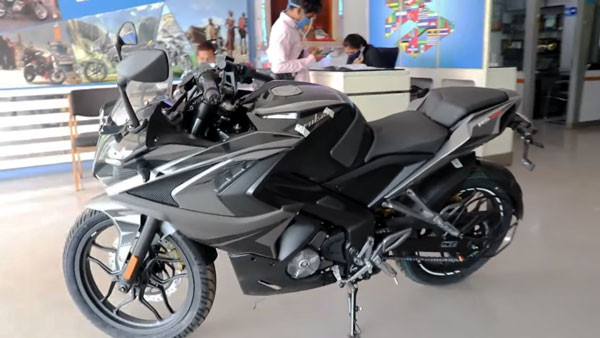 പുതിയ കളര് ഓപ്ഷനില് Pulsar RS200-നെ തിരിച്ചെത്തിച്ച് Bajaj; ഫസ്റ്റ്ലുക്ക് വോക്ക്എറൗണ്ട് വീഡിയോ ഇതാ
