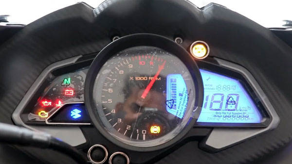 പുതിയ കളര് ഓപ്ഷനില് Pulsar RS200-നെ തിരിച്ചെത്തിച്ച് Bajaj; ഫസ്റ്റ്ലുക്ക് വോക്ക്എറൗണ്ട് വീഡിയോ ഇതാ