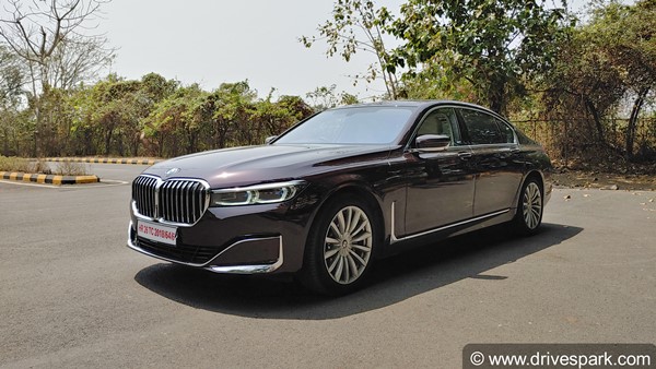 740Li M സ്പോര്ട്ട് പതിപ്പ് അവതരിപ്പിച്ച് ബിഎംഡബ്ല്യു; വില, ഫീച്ചറുകള് ഇങ്ങനെ