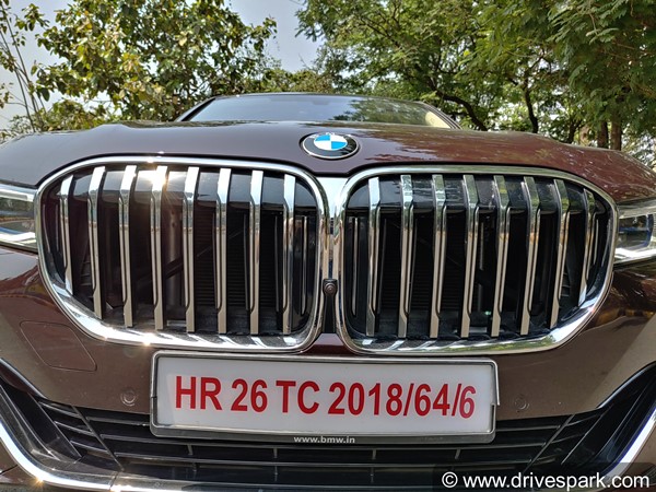 740Li M സ്പോര്ട്ട് പതിപ്പ് അവതരിപ്പിച്ച് ബിഎംഡബ്ല്യു; വില, ഫീച്ചറുകള് ഇങ്ങനെ