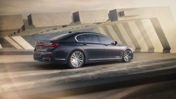 740Li M സ്പോര്ട്ട് പതിപ്പ് അവതരിപ്പിച്ച് ബിഎംഡബ്ല്യു; വില, ഫീച്ചറുകള് ഇങ്ങനെ