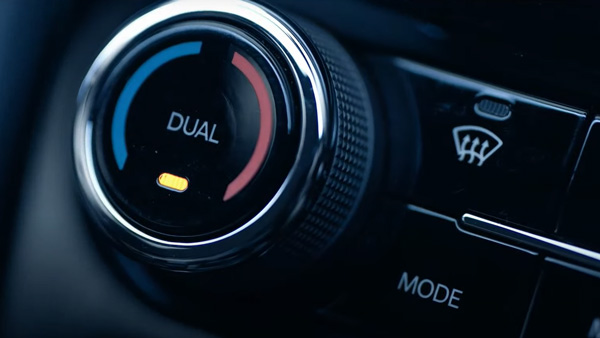 XUV700-യുടെ അനൗദ്യോഗിക ബുക്കിംഗ് ആരംഭിച്ചു; സ്ഥിരീകരിക്കാതെ Mahindra