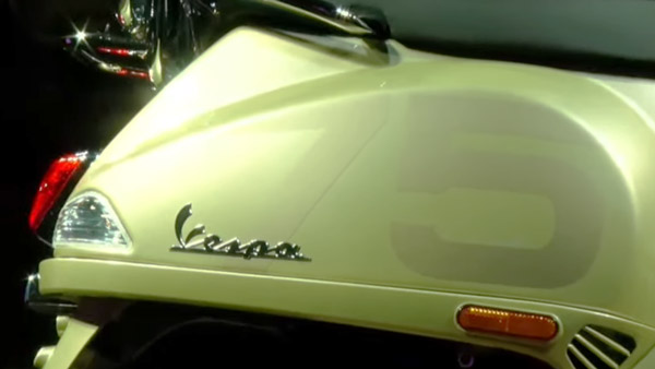 75-ാം വാര്ഷിക പതിപ്പുകളെ അവതരിപ്പിച്ച് Vespa; വില 1.25 ലക്ഷം രൂപ