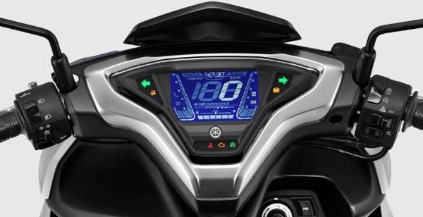 ഇന്ത്യയിലെ മാക്സി സ്കൂട്ടർ ശ്രേണിയിലേക്ക് Yamaha Aerox 155 എത്തുന്നു