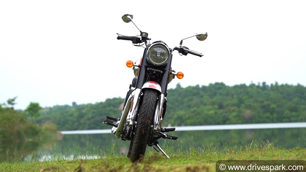 പ്രതാപകാലം തിരിച്ച് പിടിക്കാന് Royal Enfield; 2021 Classic 350-യുടെ റിവ്യൂ വിശേഷങ്ങള് ഇതാ