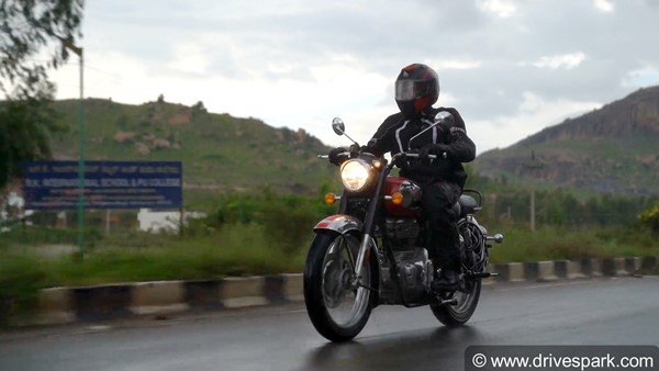 പ്രതാപകാലം തിരിച്ച് പിടിക്കാന് Royal Enfield; 2021 Classic 350-യുടെ റിവ്യൂ വിശേഷങ്ങള് ഇതാ