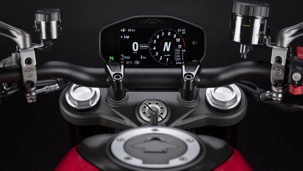 സൂപ്പർ ബൈക്കുകളിലെ അസുരൻ; Ducati Moster ഇന്ത്യയിൽ അവതരിപ്പിച്ചു, വില 10.99 ലക്ഷം രൂപ