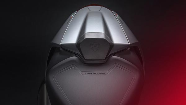സൂപ്പർ ബൈക്കുകളിലെ അസുരൻ; Ducati Moster ഇന്ത്യയിൽ അവതരിപ്പിച്ചു, വില 10.99 ലക്ഷം രൂപ