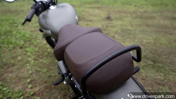 പ്രതാപകാലം തിരിച്ച് പിടിക്കാന് Royal Enfield; 2021 Classic 350-യുടെ റിവ്യൂ വിശേഷങ്ങള് ഇതാ