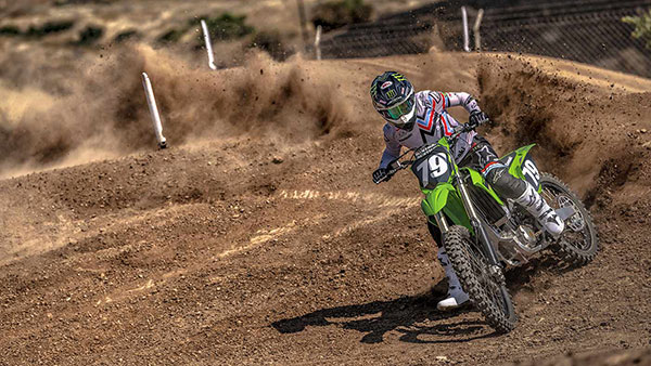 അഡ്വഞ്ചര് ശ്രേണിയിലേക്ക് 2021 KX250, KX450 മോഡലുകളുമായി Kawasaki; വില 8 ലക്ഷം രൂപ മുതല്