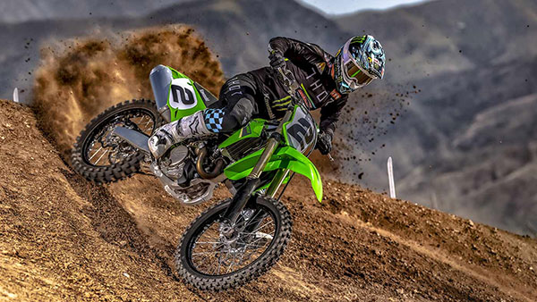 അഡ്വഞ്ചര് ശ്രേണിയിലേക്ക് 2021 KX250, KX450 മോഡലുകളുമായി Kawasaki; വില 8 ലക്ഷം രൂപ മുതല്
