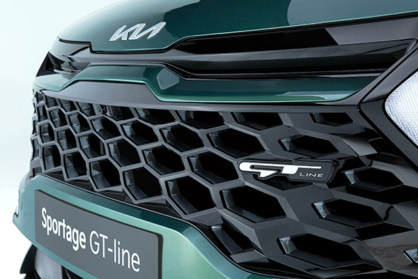 ലുക്കിൽ ഭീകരൻ, 2022 Sportage GT Line മോഡലിനെ അവതരിപ്പിച്ച് Kia; ഇന്ത്യയിലേക്ക് എത്തുമോ?