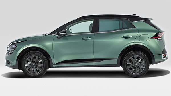 ലുക്കിൽ ഭീകരൻ, 2022 Sportage GT Line മോഡലിനെ അവതരിപ്പിച്ച് Kia; ഇന്ത്യയിലേക്ക് എത്തുമോ?