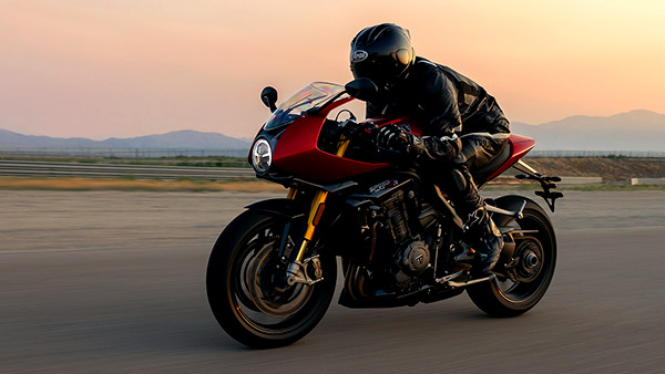Speed Triple 1200 RR അവതരിപ്പിച്ച് Triumph; വില, സവിശേതകള് ഇങ്ങനെ