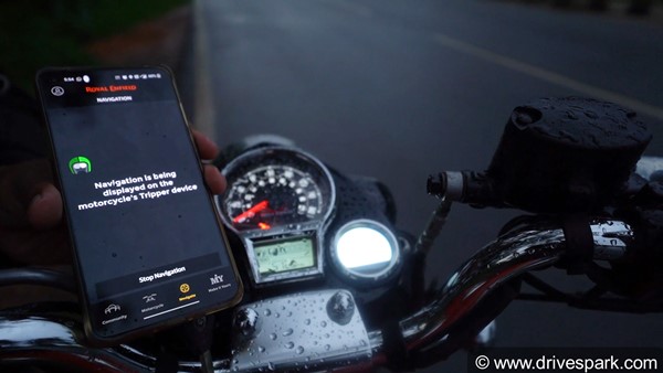 പ്രതാപകാലം തിരിച്ച് പിടിക്കാന് Royal Enfield; 2021 Classic 350-യുടെ റിവ്യൂ വിശേഷങ്ങള് ഇതാ