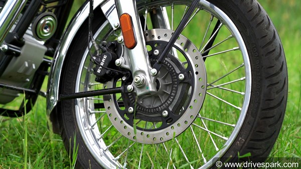 പ്രതാപകാലം തിരിച്ച് പിടിക്കാന് Royal Enfield; 2021 Classic 350-യുടെ റിവ്യൂ വിശേഷങ്ങള് ഇതാ