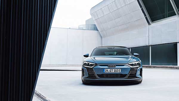 e-Tron GT ഇന്ത്യയില് അവതരിപ്പിച്ച് Audi; വില 1.8 കോടി രൂപ