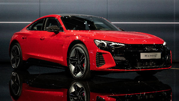 ആഢംബര ഇലക്ട്രിക് നിര പിടിക്കാൻ Audi ഇന്ത്യ; പുതിയ e-Tron GT മോഡലിനായുള്ള ബുക്കിംഗ് ആരംഭിച്ചു
