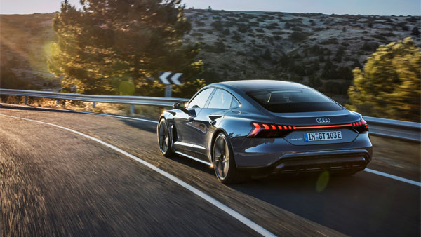 e-Tron GT ഇലക്ട്രിക് 4-ഡോർ കൂപ്പെയുടെ അവതരണ തീയതി പുറത്തുവിട്ട് Audi India