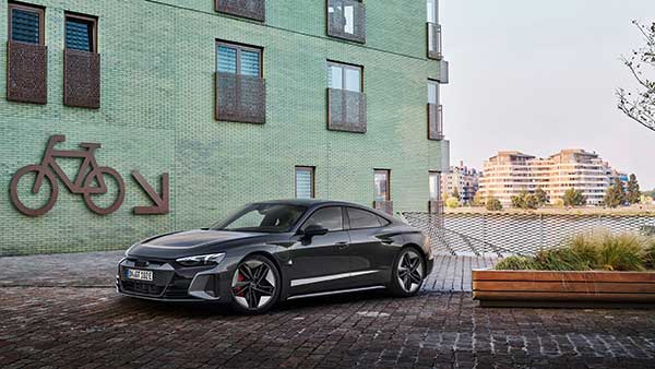 e-Tron GT ഇന്ത്യയില് അവതരിപ്പിച്ച് Audi; വില 1.8 കോടി രൂപ
