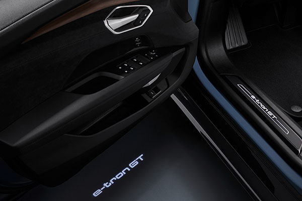 e-Tron GT ഇന്ത്യയില് അവതരിപ്പിച്ച് Audi; വില 1.8 കോടി രൂപ