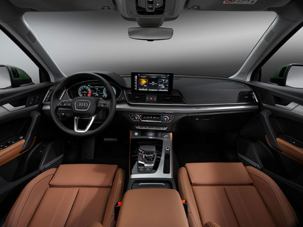 തിരിച്ചുവരവിനൊരുങ്ങി Audi Q5; ഫെയ്സ്ലിഫ്റ്റ് എസ്യുവിയുടെ അവതരണം നവംബറിൽ