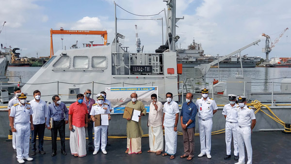 106 വീലുള്ള ട്രെയിലറിൽ കേരളത്തിലെ ഗ്രാമങ്ങൾ ചുറ്റി പോർട്ട് മ്യൂസിയത്തിന്റെ ഭാഗമാവാനൊരുങ്ങി നേവൽ ഷിപ്പ്