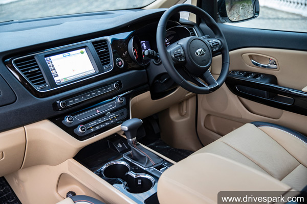 നവീകരണങ്ങളോടെ 2021 Kia Carnival എത്തി; വില 24.95 ലക്ഷം രൂപ