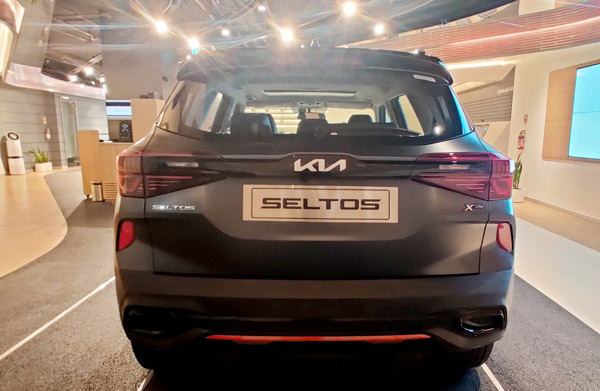 Seltos X-Line പതിപ്പിനെ വില്പ്പനയ്ക്ക് എത്തിച്ച് Kia; വില 17.79 ലക്ഷം രൂപ
