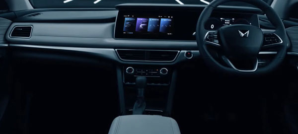 XUV700 എത്തുന്നത് അഞ്ച് ഷേഡുകളിൽ; എസ്യുവിയുടെ കളർ ഓപ്ഷനുകൾ വെളിപ്പെടുത്തി മഹീന്ദ്ര