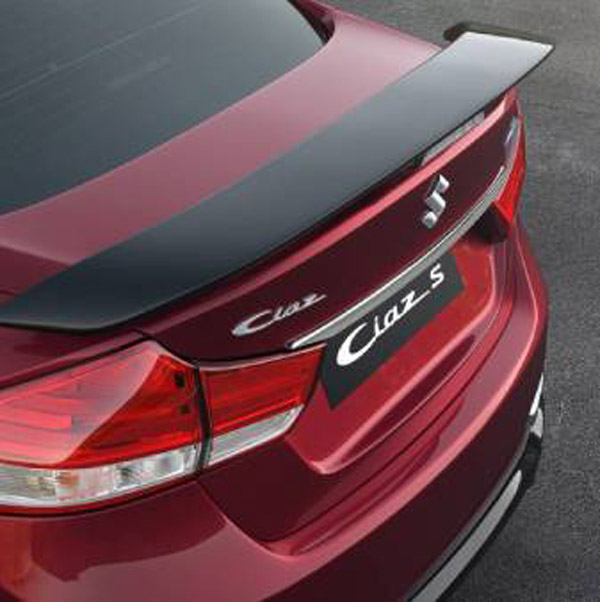 Maruti Suzuki-യുടെ വില്പ്പനയില് മറ്റൊരു പൊന്തൂവലായി Ciaz; 3 ലക്ഷവും കടന്ന് വില്പ്പന
