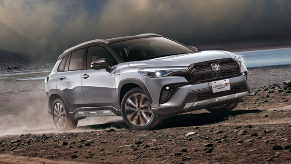 Corolla Cross -ന് പുത്തൻ സ്പോർട്ടി GR എഡിഷൻ അവതരിപ്പിച്ച് ടൊയോട്ട