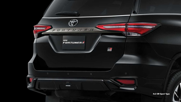 Endeavor പിന്മാറിയതോടെ കളംമാറ്റി Toyota; Legender-ന് 4x4 വേരിയന്റ് ഒരുങ്ങുന്നു, അവതരണം ഉടന്