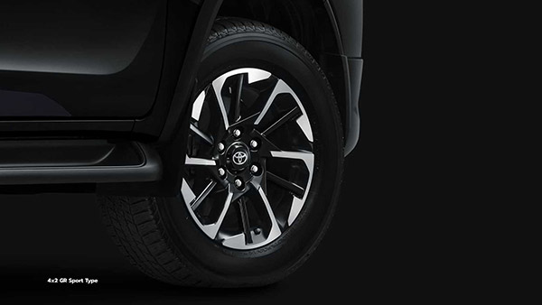 Endeavor പിന്മാറിയതോടെ കളംമാറ്റി Toyota; Legender-ന് 4x4 വേരിയന്റ് ഒരുങ്ങുന്നു, അവതരണം ഉടന്