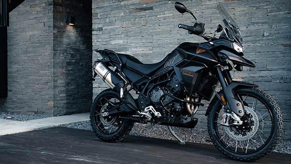 Tiger 900 ബോണ്ട് എഡിഷന് അവതരിപ്പിച്ച് Triumph; വില്പ്പനയ്ക്ക് 250 യൂണിറ്റുകള് മാത്രം