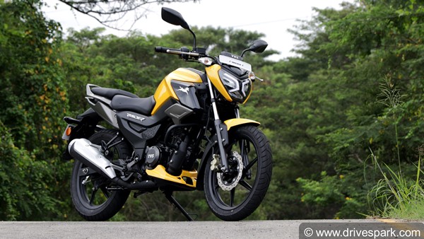 125 സിസിയില് മറ്റ് മോഡലുകളുടെ അന്തകനാകാന് TVS Raider; റിവ്യൂ വിശേഷങ്ങള്