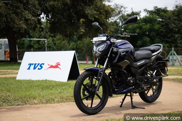 125 സിസിയില് മറ്റ് മോഡലുകളുടെ അന്തകനാകാന് TVS Raider; റിവ്യൂ വിശേഷങ്ങള്